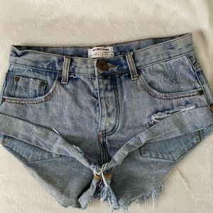 One Teaspoon shorts. Type: Bandits. Size 25.